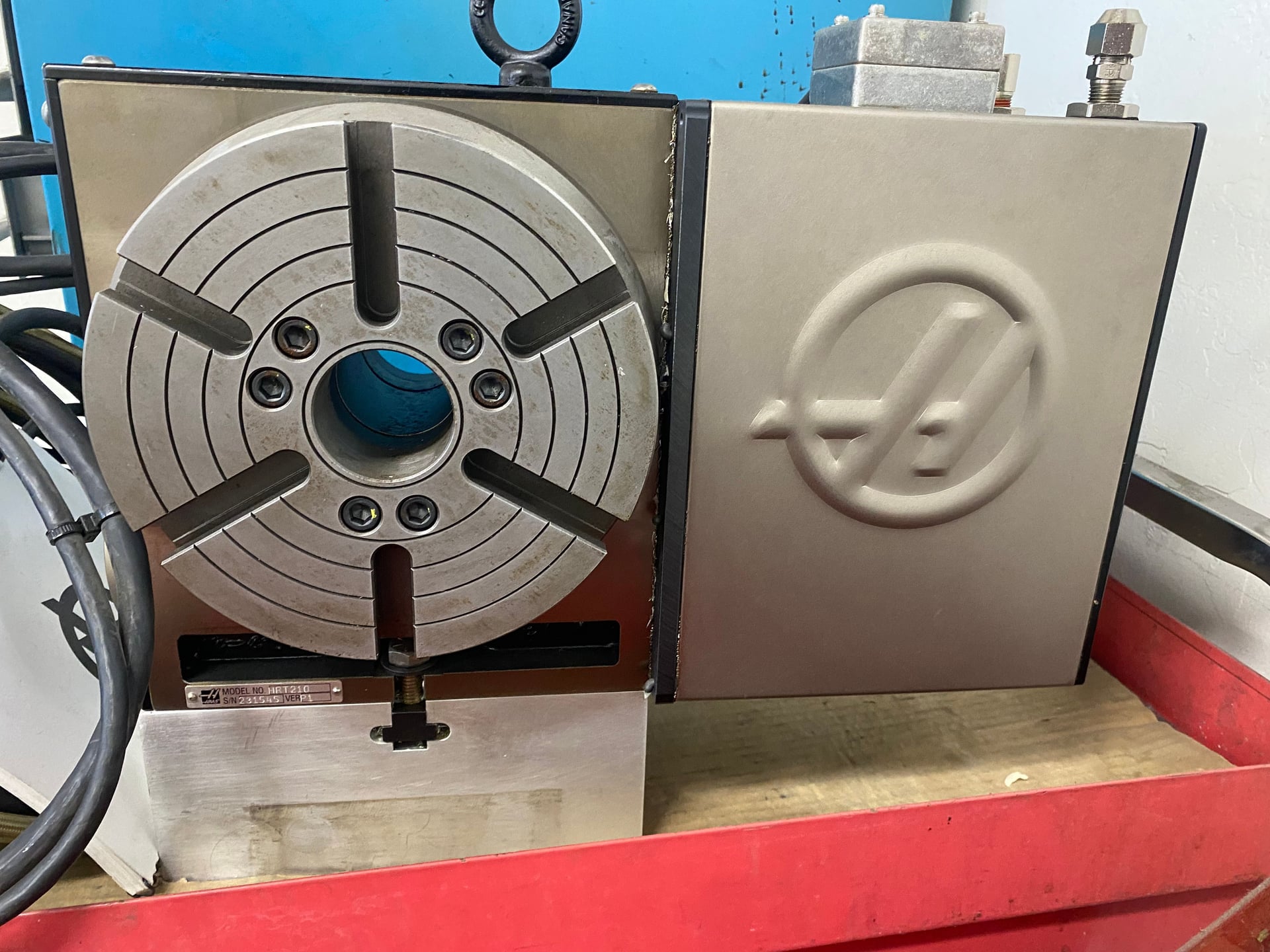 Haas HRT 210 Rotary Table