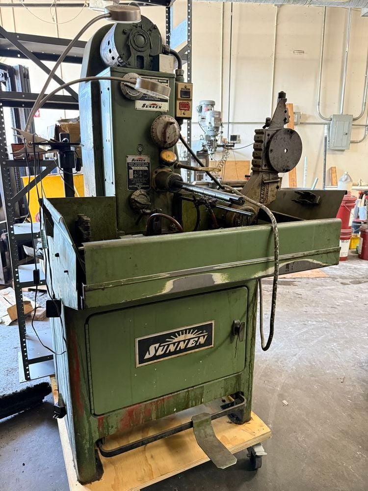 Sunnen Precision Honing Machine, Model MBB-1660