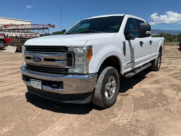 2017 FORD F-250 SD XLT CREW CAB 4X4 PICKUP