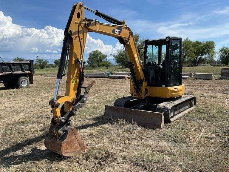 2019 CAT 305.5 E2 CR MINI EXCAVATOR